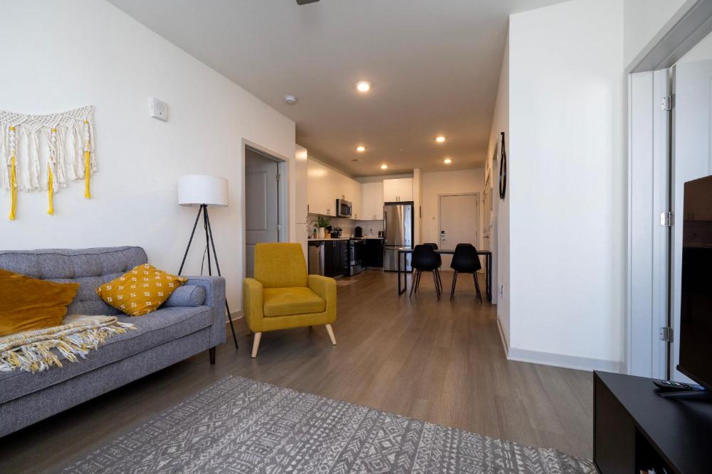 Modern Nulu 2BR CozySuites 01